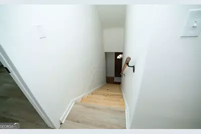 956 SW Oakland Drive, Atlanta, GA 30310 - Photo 15
