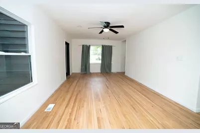 956 SW Oakland Drive, Atlanta, GA 30310 - Photo 13