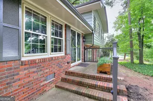 1878 Harbour Oaks Dr, Snellville, GA 30078 - Photo 3