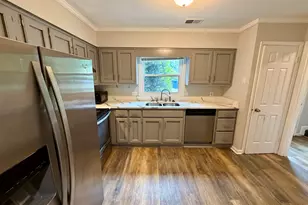 397 Patrick Henry Ct, Riverdale, GA 30274 - Photo 5