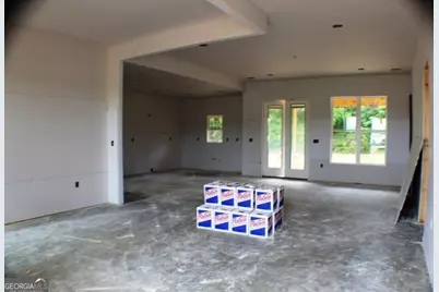 624 Ellie Circle, Dublin, GA 31021 - Photo 5