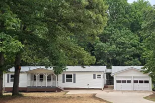 47 Forest Lake Rd, Pendergrass, GA 30567 - Photo 3