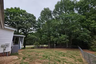 47 Forest Lake Rd, Pendergrass, GA 30567 - Photo 41