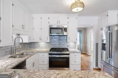 4544 Queen Anne Court SE, Mableton, GA 30126 - Photo 9