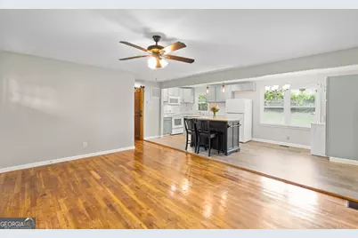 2161 Rochelle Way, South Fulton, GA 30349 - Photo 3