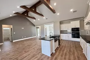 4012 Crusader Ct, Valdosta, GA 31605 - Photo 9