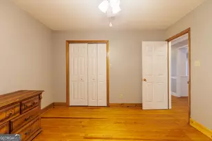 2303 S Sherwood Dr, Valdosta, GA 31602 - Photo 31