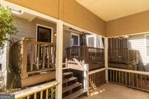 2303 S Sherwood Dr, Valdosta, GA 31602 - Photo 37