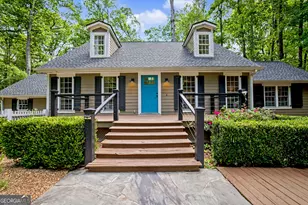 893 Happy Valley Cir, Newnan, GA 30263 - Photo 3