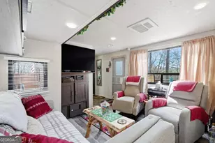 40 9th St, Ellijay, GA 30540 - Photo 5