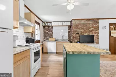 5623 Crestwood Drive, Stone Mountain, GA 30087 - Photo 39