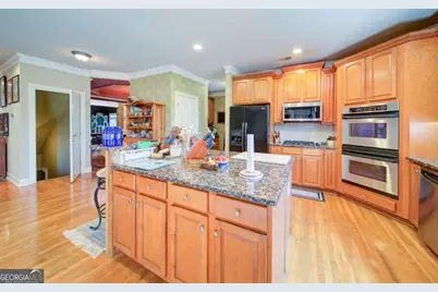 2401 Floral Valley Drive, Dacula, GA 30019 - Photo 17
