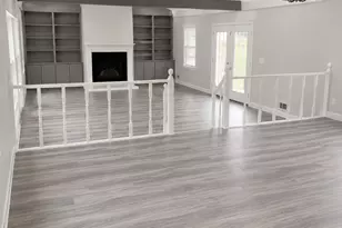 5360 Brooks Ln, Loganville, GA 30052 - Photo 5