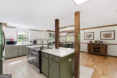 325 Kitchins Lane, Clayton, GA 30525 - Photo 15