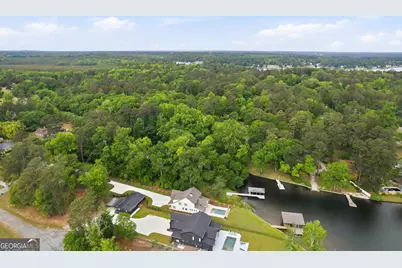 191 E Lakeview Drive NE #B, Milledgeville, GA 31061 - Photo 9