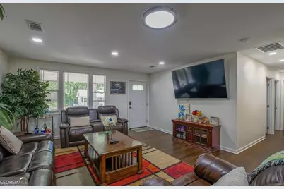 367 SE Macedonia Road SE, Atlanta, GA 30354 - Photo 13