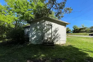 129 N 7th St, Cochran, GA 31014 - Photo 15
