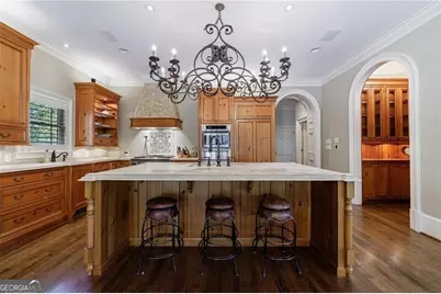 9390 Colonnade Trail, Johns Creek, GA 30022 - Photo 19