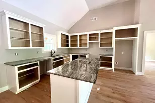 364 Live Oak Ln, Comer, GA 30629 - Photo 5