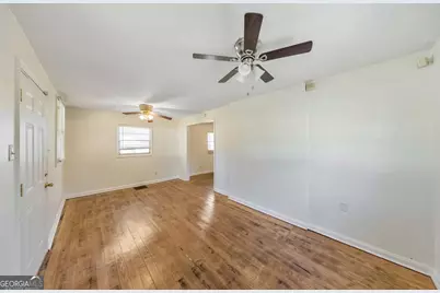 1776 Spring Avenue, Atlanta, GA 30344 - Photo 5