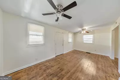 1776 Spring Avenue, Atlanta, GA 30344 - Photo 7