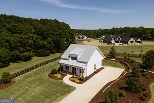 1820 Clover Ln, Bishop, GA 30621 - Photo 3