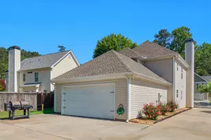 165 Brasch Park Dr, Grantville, GA 30220 - Photo 3