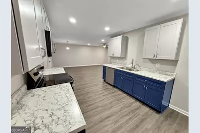 319 Airman Boulevard, Warner Robins, GA 31088 - Photo 11