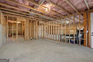 568 Versailles Dr, Auburn, GA 30011 - Photo 61