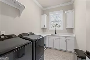 568 Versailles Dr, Auburn, GA 30011 - Photo 31