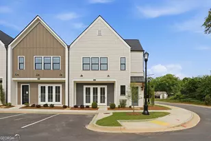 39 Peony St, Braselton, GA 30517 - Photo 1