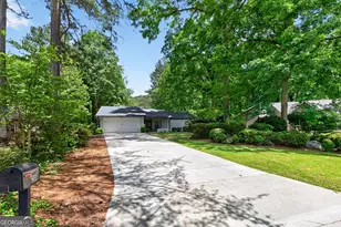 208 Driftwood Ln, Peachtree City, GA 30269 - Photo 37