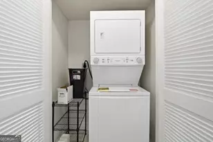 48 Peachtree Ave NE, Atlanta, GA 30305 - Photo 27