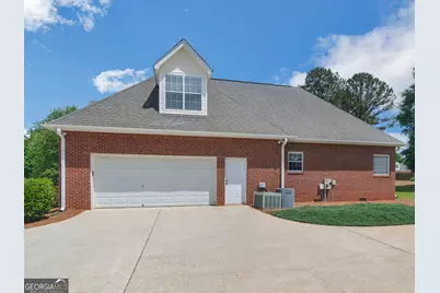 7022 Sherri Court, McDonough, GA 30252 - Photo 3