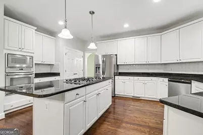 3914 Noblin Creek Drive, Duluth, GA 30097 - Photo 17