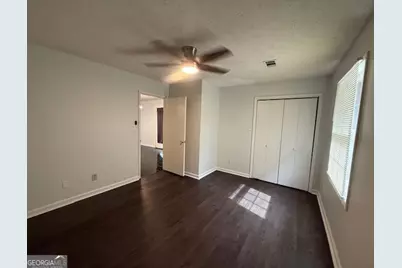 885 Park Place NE, Conyers, GA 30012 - Photo 7