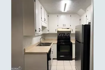 885 Park Place NE, Conyers, GA 30012 - Photo 5