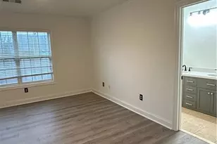 9051 Bayrose Cir, East Point, GA 30344 - Photo 9