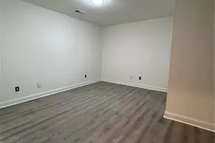 9051 Bayrose Cir, East Point, GA 30344 - Photo 15