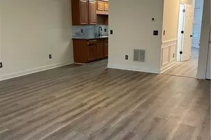 9051 Bayrose Cir, East Point, GA 30344 - Photo 7