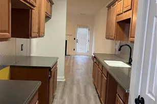 9051 Bayrose Cir, East Point, GA 30344 - Photo 5