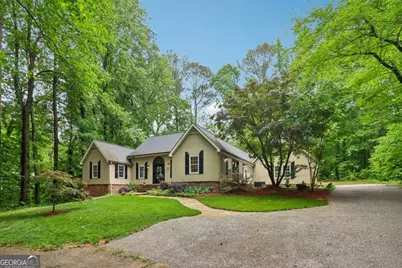 214 Newport Road SW, Lilburn, GA 30047 - Photo 5