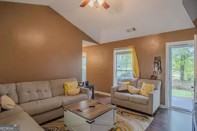 61 Nantucket Drive, Lagrange, GA 30241 - Photo 13