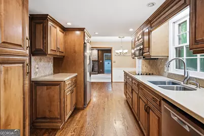 2399 Deer Ridge Drive, Stone Mountain, GA 30087 - Photo 11