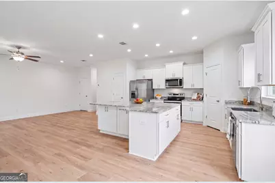 825 Fitzroy Drive, Athens, GA 30606 - Photo 11