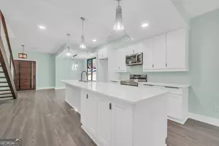 233 E Tinsley St, Griffin, GA 30223 - Photo 13