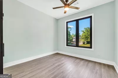 233 E Tinsley Street, Griffin, GA 30223 - Photo 33