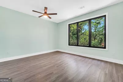 233 E Tinsley Street, Griffin, GA 30223 - Photo 23