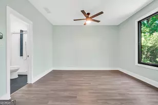 233 E Tinsley St, Griffin, GA 30223 - Photo 25