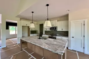 977 Hillcrest Rd, Hogansville, GA 30230 - Photo 3